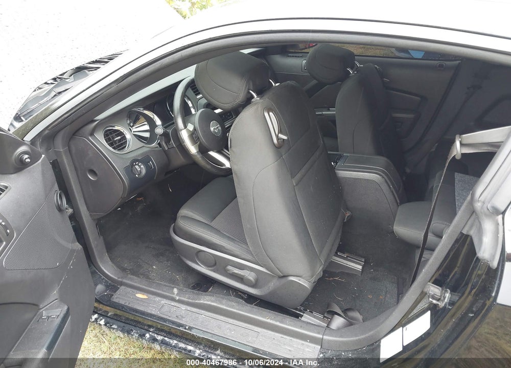 2014 FORD MUSTANG V6 VIN: 1ZVBP8AM5E5283653