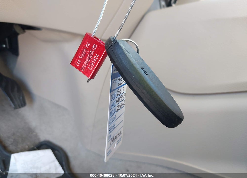 2015 NISSAN ROGUE SL VIN: 5N1AT2MVXFC906222