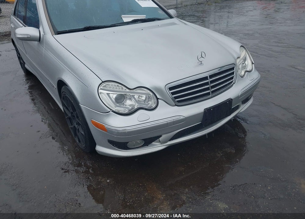 2005 MERCEDES-BENZ C 230 KOMPRESSOR SPORT VIN: WDBRF40J75A685507
