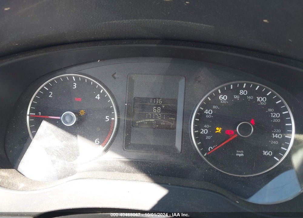 2012 VOLKSWAGEN JETTA 2.0L TDI VIN: 3VW3L7AJ1CM082095