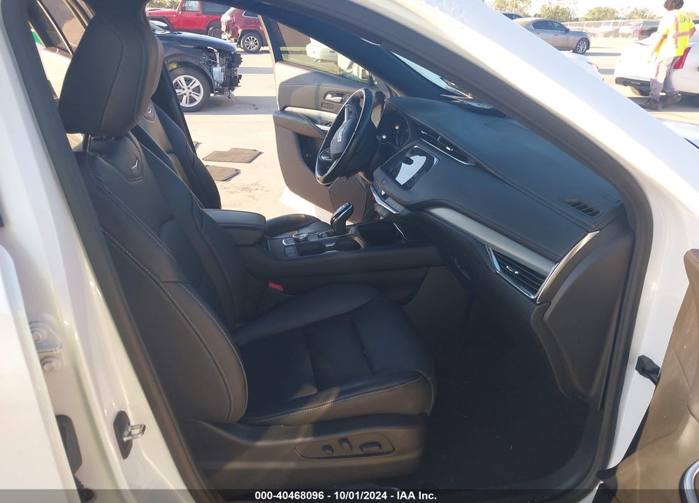 2023 CADILLAC XT4 FWD PREMIUM LUXURY VIN: 1GYFZCR41PF101699