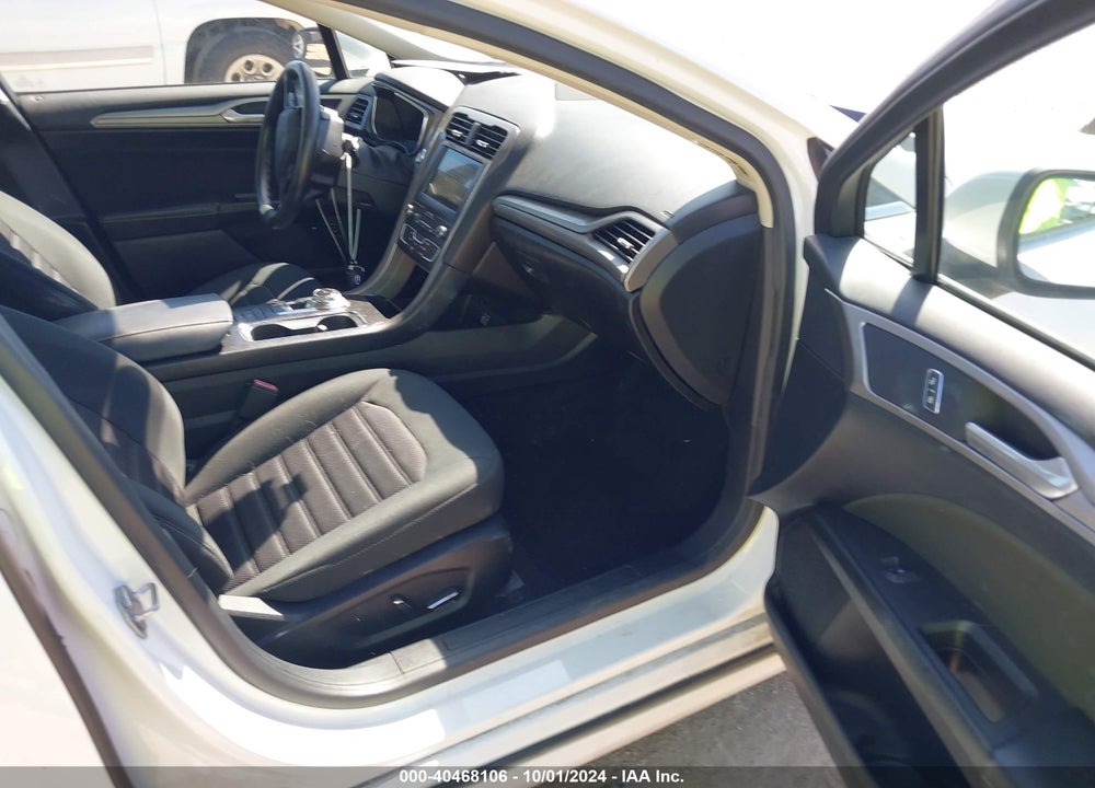 2019 FORD FUSION HYBRID SE VIN: 3FA6P0LU0KR110351