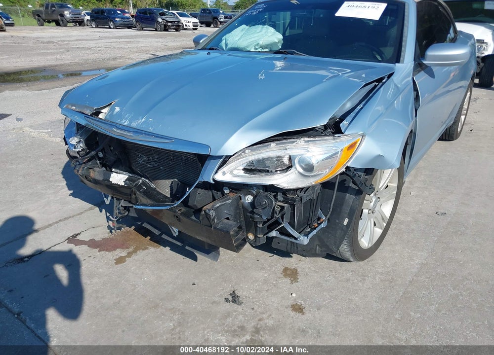 2014 CHRYSLER 200 TOURING VIN: 1C3BCBEG6EN156852