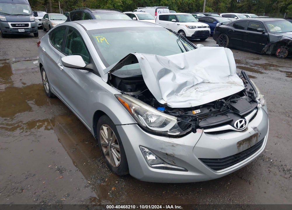 2014 HYUNDAI ELANTRA SE VIN: 5NPDH4AE5EH462396