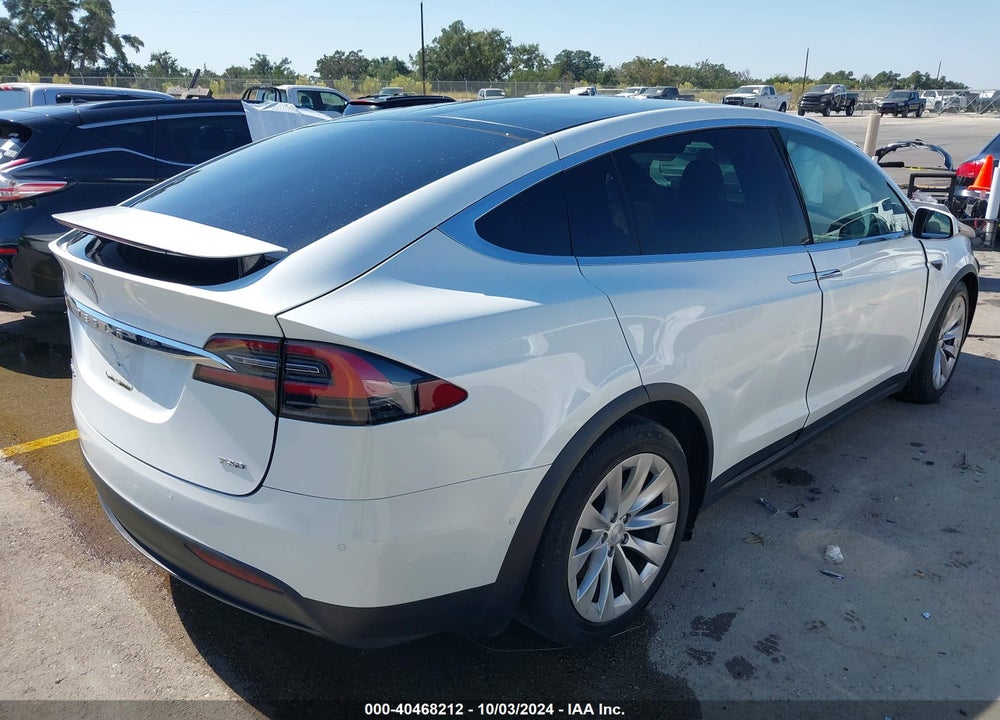 2018 TESLA MODEL X 100D/75D/P100D VIN: 5YJXCBE21JF139990