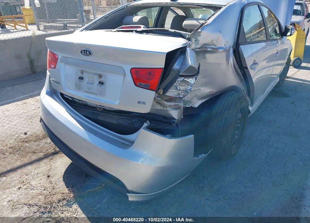 2010 KIA FORTE EX VIN: KNAFU4A20A5195654