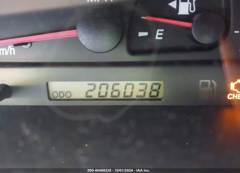 2003 TOYOTA CAMRY LE VIN: 4T1BE32K63U164890