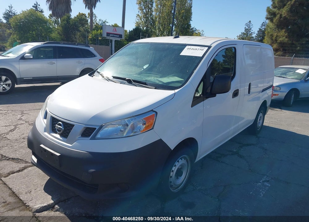 2013 NISSAN NV200 SV VIN: 3N6CM0KN7DK694675