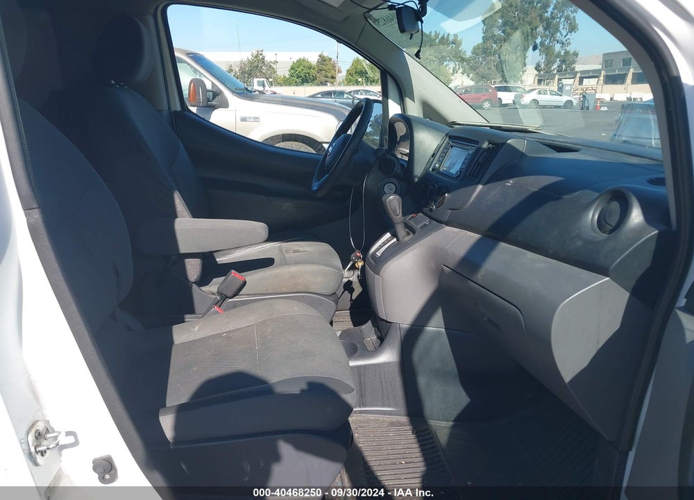 2013 NISSAN NV200 SV VIN: 3N6CM0KN7DK694675
