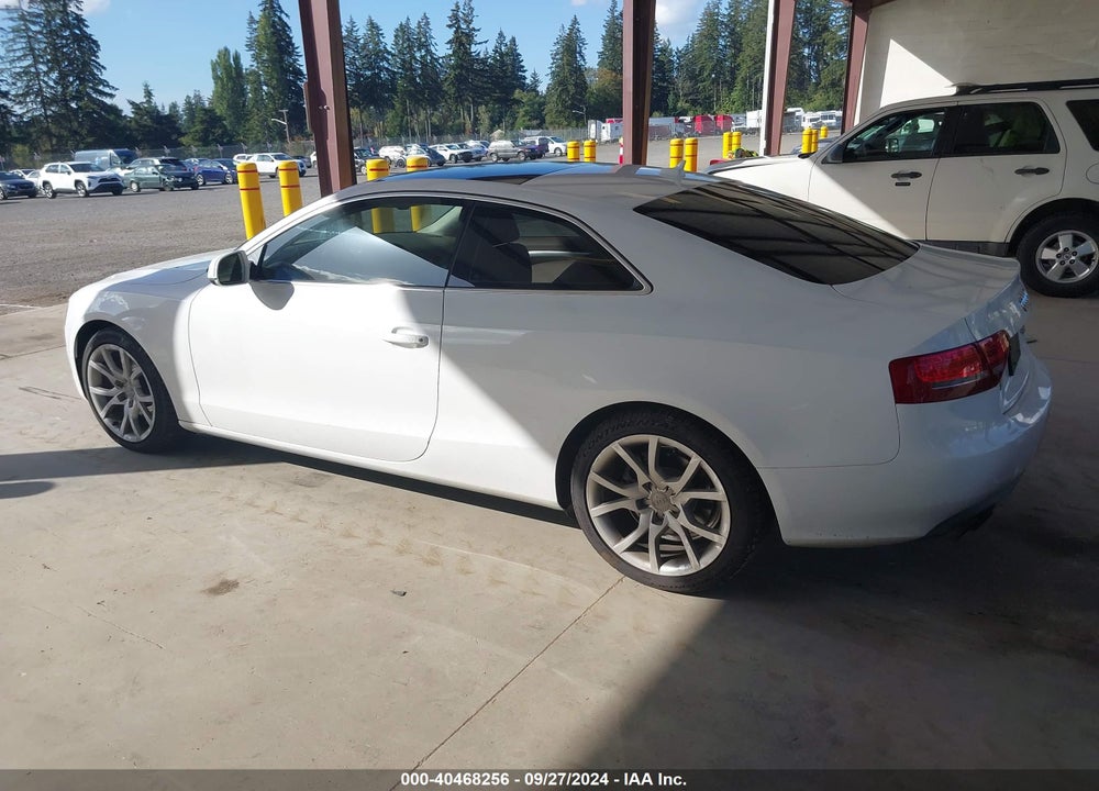 2012 AUDI A5 2.0T PREMIUM VIN: WAULFAFR8CA003117