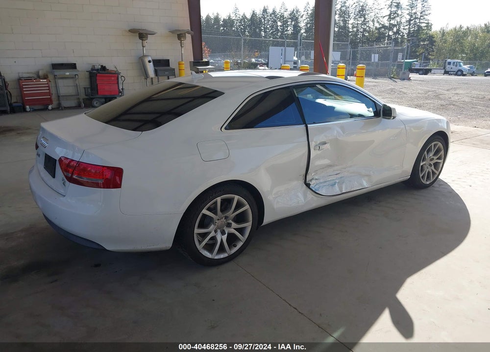 2012 AUDI A5 2.0T PREMIUM VIN: WAULFAFR8CA003117
