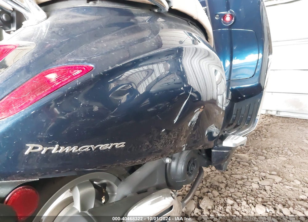 2015 VESPA PRIMAVERA 50 4V IE VIN: ZAPC536B9F5100181