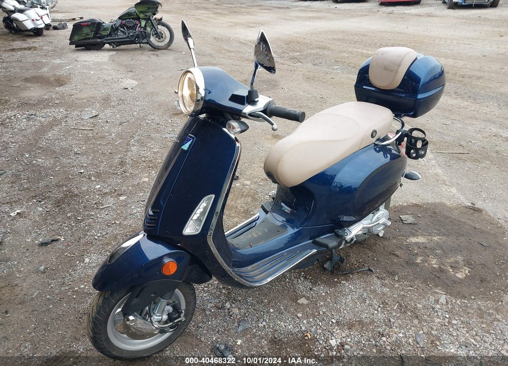 2015 VESPA PRIMAVERA 50 4V IE VIN: ZAPC536B9F5100181