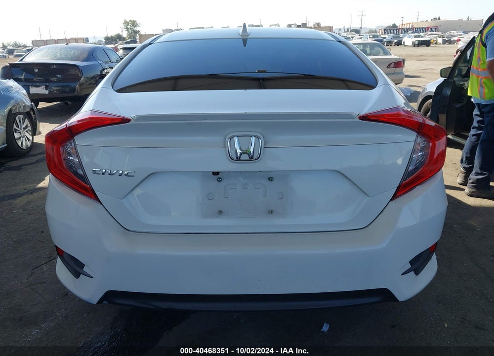 2018 HONDA CIVIC EX-T VIN: JHMFC1F39JX007318