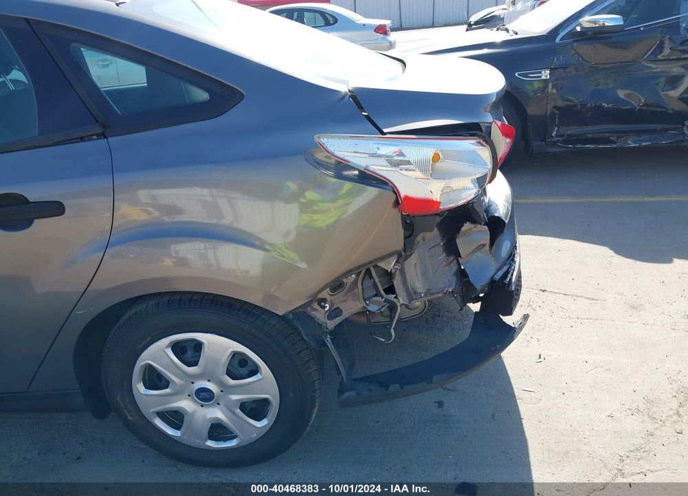 2013 FORD FOCUS VIN: 1FADP3E27DL307734