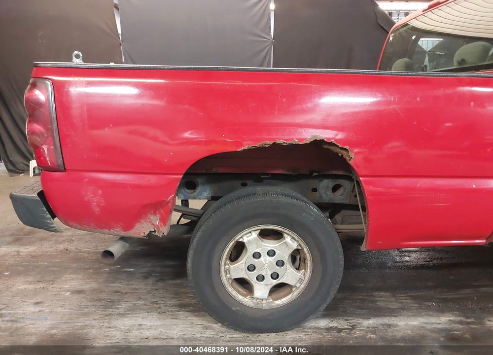 2003 CHEVROLET SILVERADO 1500 LS VIN: 2GCEK19T131294391