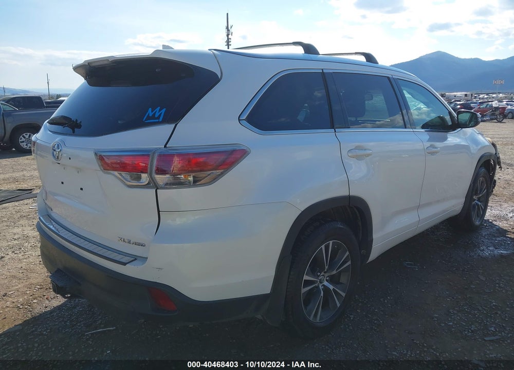 2016 TOYOTA HIGHLANDER XLE V6 VIN: 5TDJKRFH0GS235344