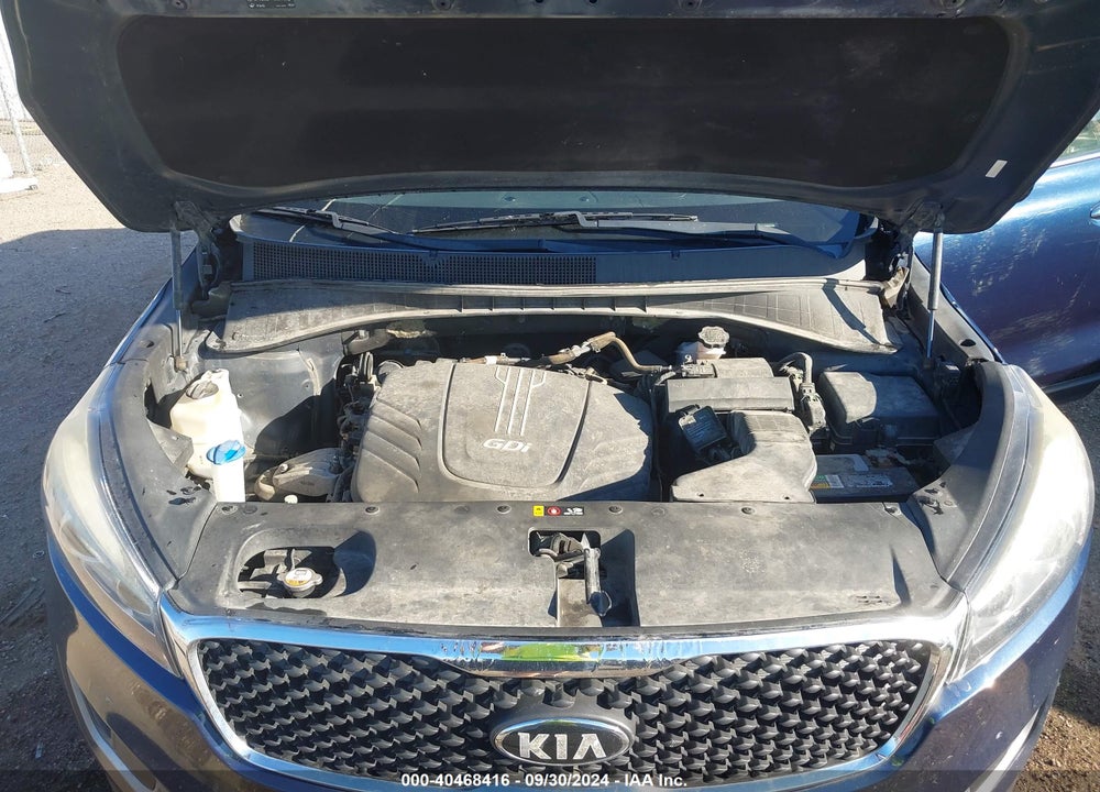 2016 KIA SORENTO 3.3L LX VIN: 5XYPG4A57GG032203