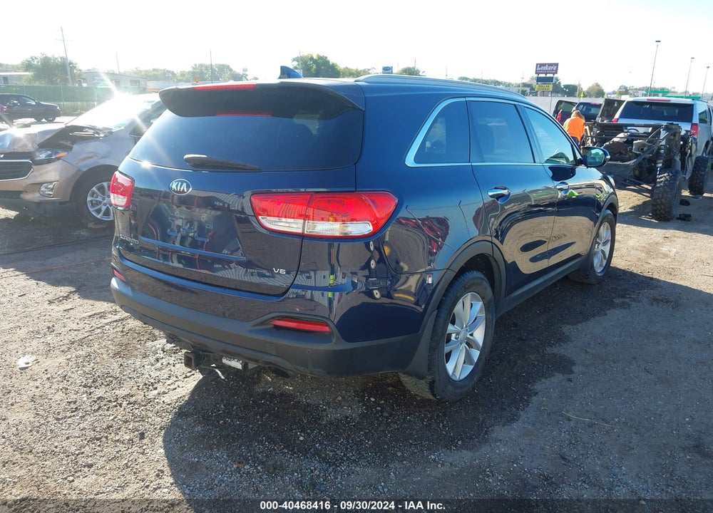 2016 KIA SORENTO 3.3L LX VIN: 5XYPG4A57GG032203