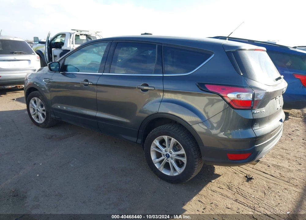 2017 FORD ESCAPE VIN: 1FMCU9G94HUD41976