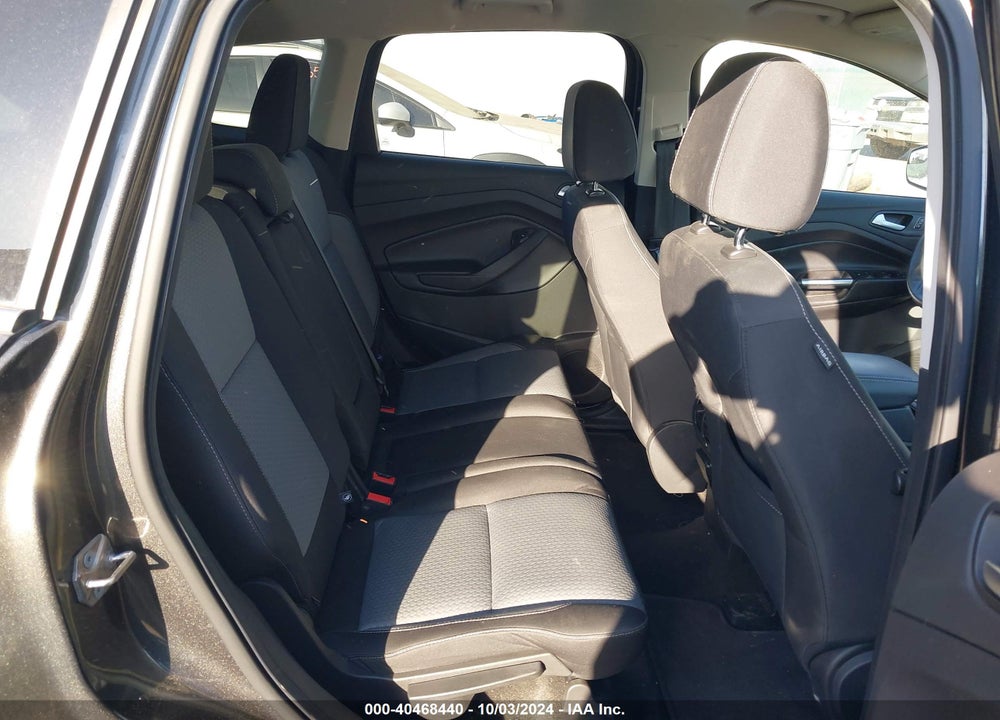 2017 FORD ESCAPE VIN: 1FMCU9G94HUD41976