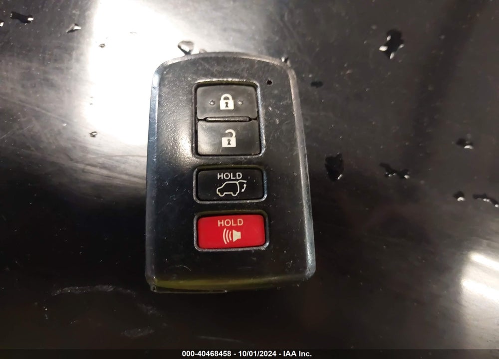 2015 TOYOTA HIGHLANDER XLE V6 VIN: 5TDJKRFH9FS181413