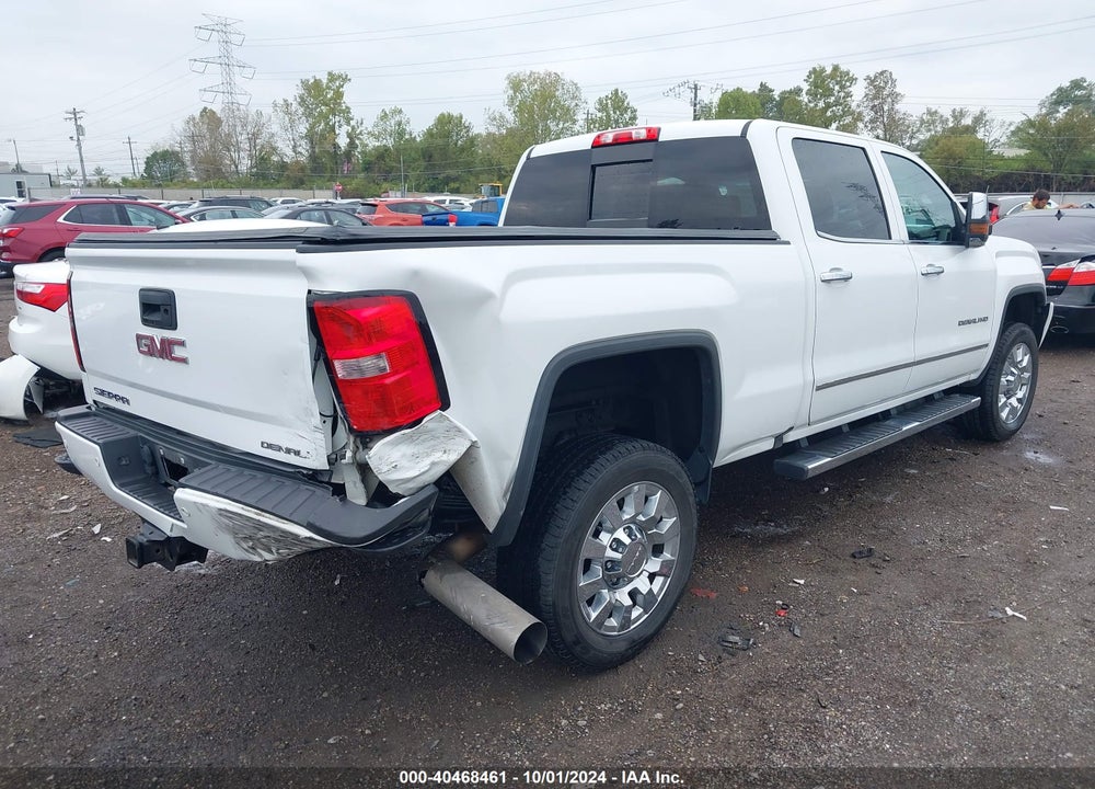2017 GMC SIERRA 2500HD DENALI VIN: 1GT12UEY1HF210619
