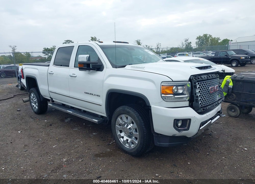 2017 GMC SIERRA 2500HD DENALI VIN: 1GT12UEY1HF210619