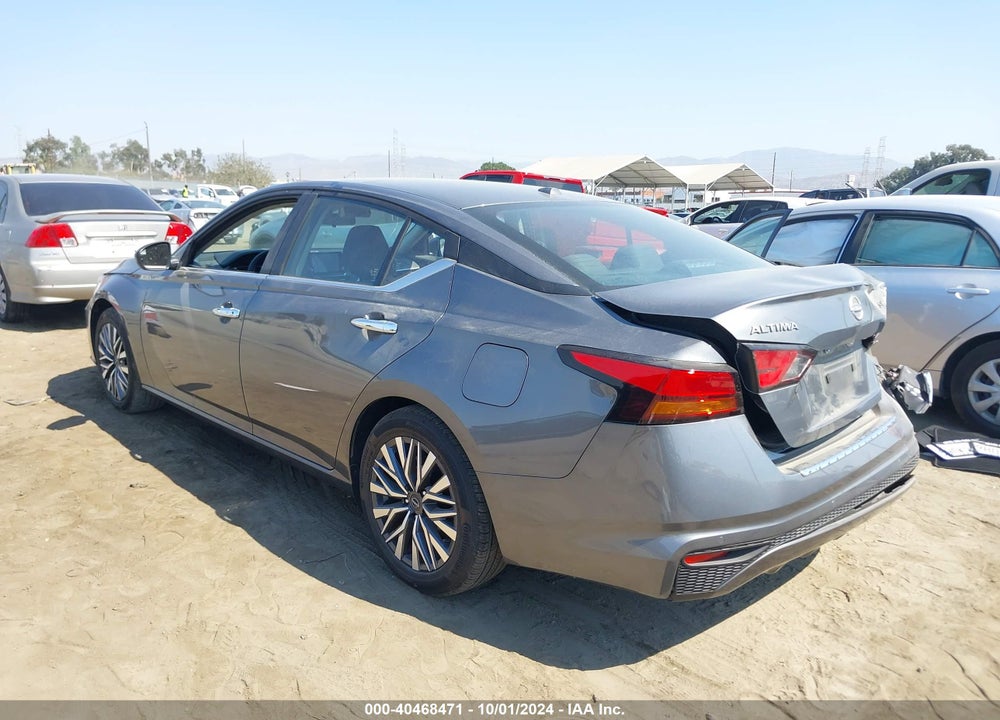2023 NISSAN ALTIMA SV FWD VIN: 1N4BL4DV4PN422594