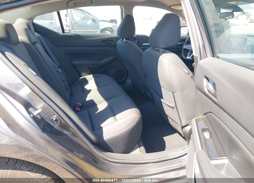 2023 NISSAN ALTIMA SV FWD VIN: 1N4BL4DV4PN422594