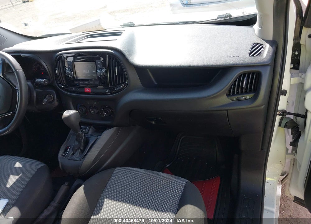 2017 RAM PROMASTER CITY TRADESMAN VIN: ZFBERFAB3H6F05821