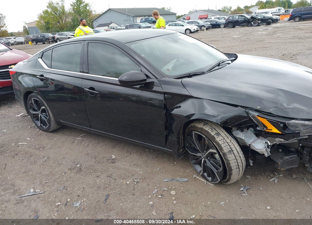 2023 NISSAN ALTIMA SR FWD VIN: 1N4BL4CV8PN411776
