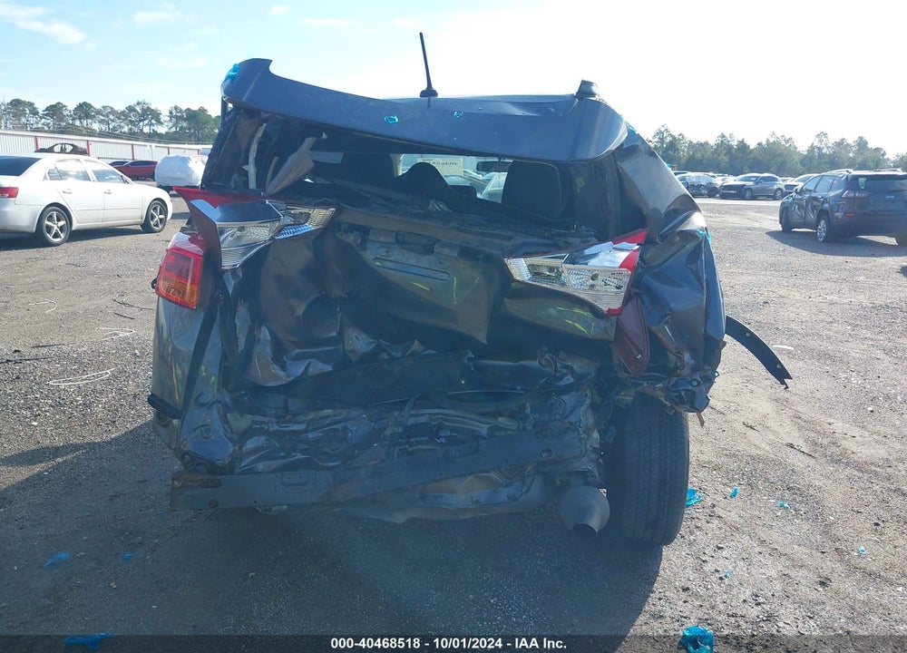 2015 TOYOTA RAV4 XLE VIN: 2T3WFREV7FW144621