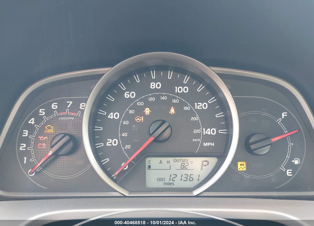 2015 TOYOTA RAV4 XLE VIN: 2T3WFREV7FW144621