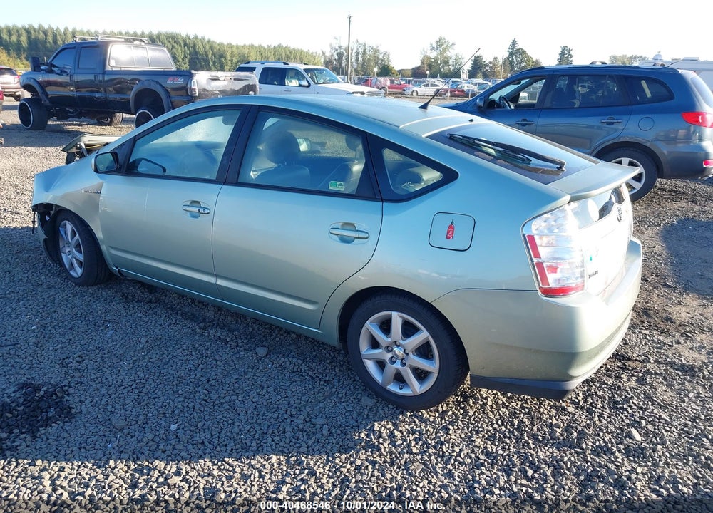 2008 TOYOTA PRIUS TOURING VIN: JTDKB20U283385105