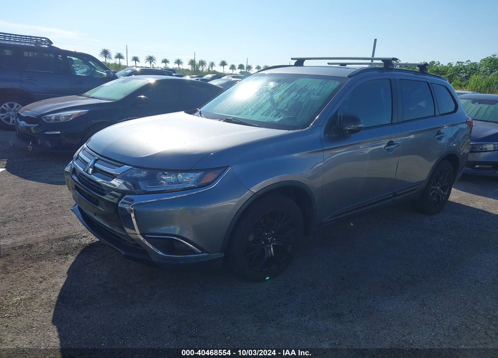 2018 MITSUBISHI OUTLANDER LE VIN: JA4AD3A37JZ045303