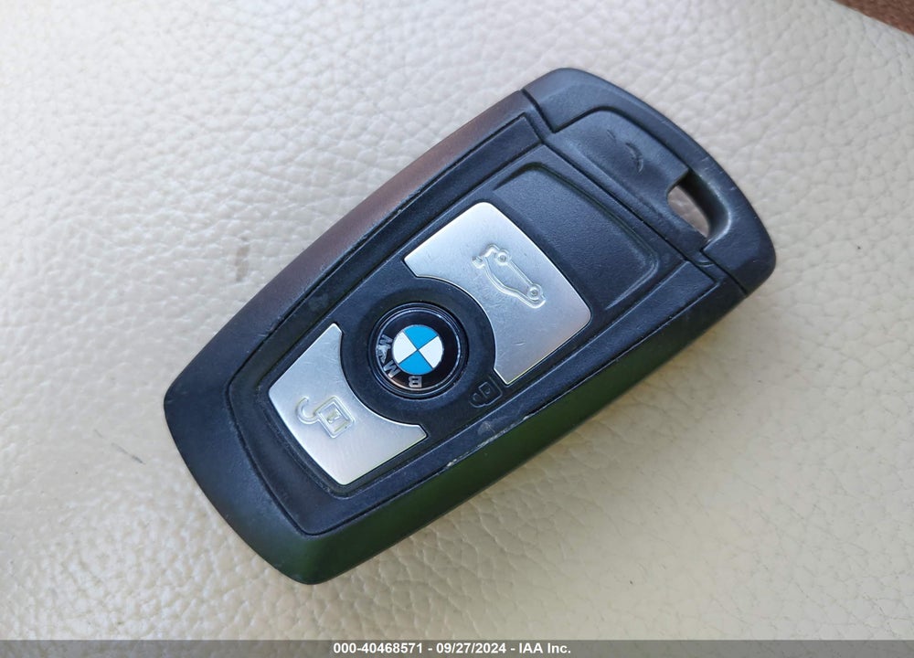 2013 BMW 328I VIN: WBA3A5C51DF350333