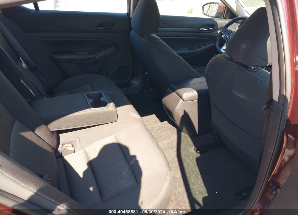 2024 NISSAN ALTIMA SV FWD VIN: 1N4BL4DV2RN411158