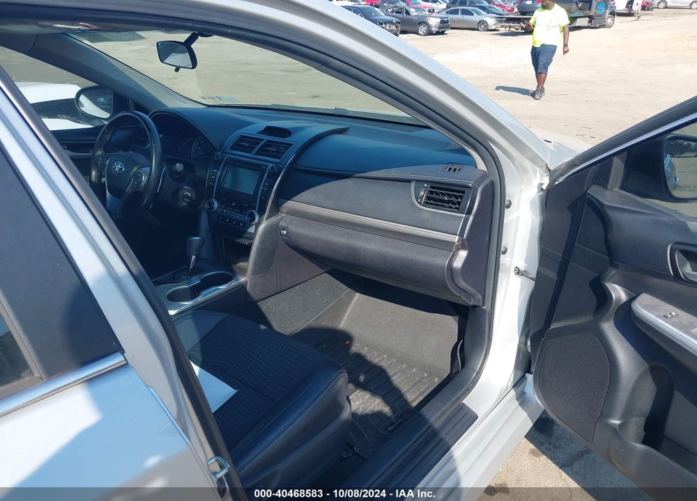 2014 TOYOTA CAMRY SE SPORT VIN: 4T1BF1FK7EU449824
