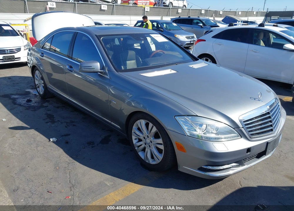 2010 MERCEDES-BENZ S 400 HYBRID VIN: WDDNG9FB0AA298727