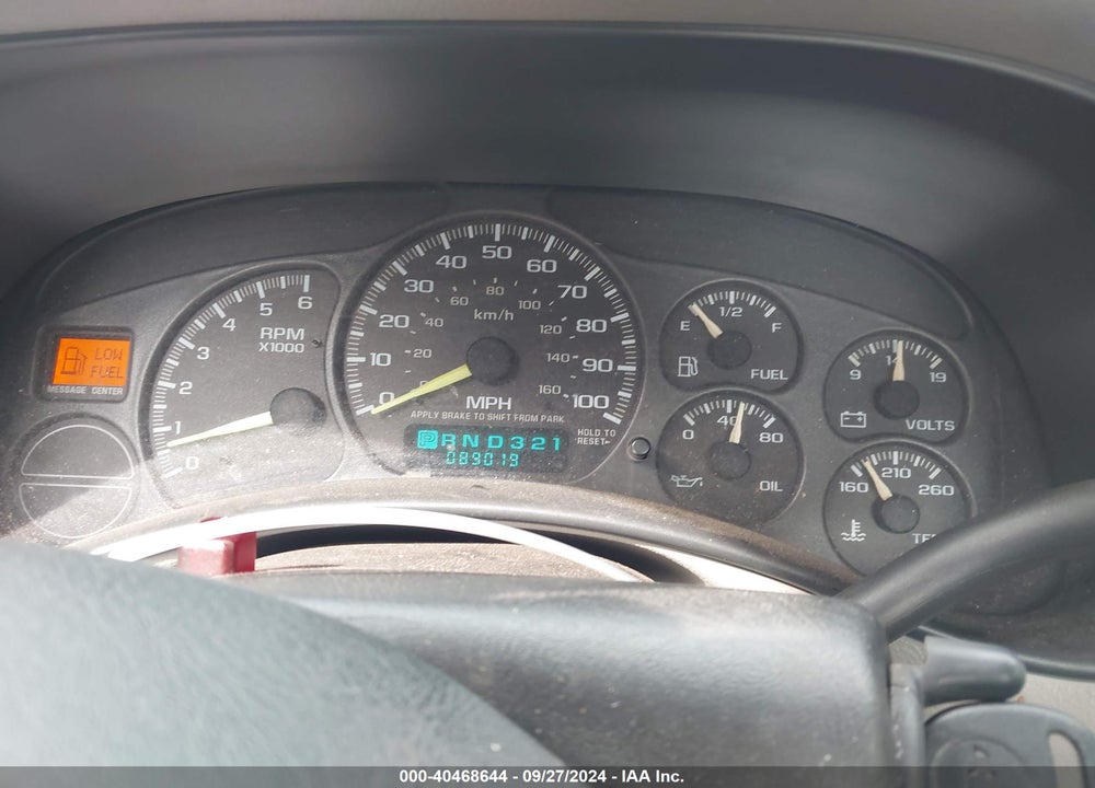 1999 CHEVROLET SILVERADO K1500 VIN: 1GCEK14T8XE123987