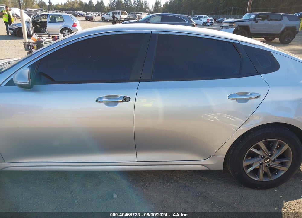 2019 KIA OPTIMA LX VIN: 5XXGT4L34KG342541
