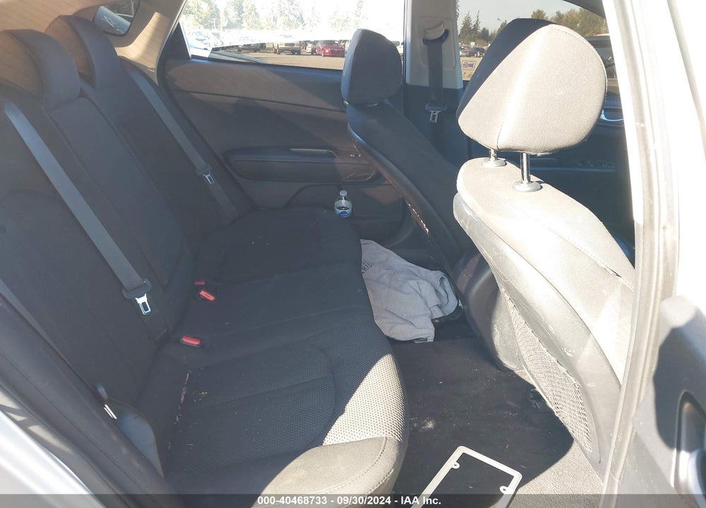 2019 KIA OPTIMA LX VIN: 5XXGT4L34KG342541