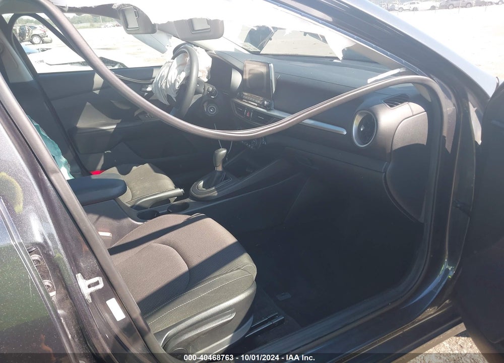 2019 KIA FORTE FE VIN: 3KPF24AD0KE105385