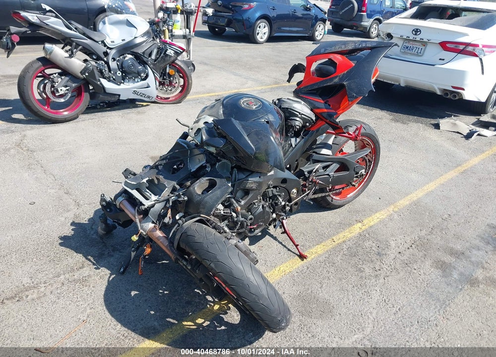 2007 SUZUKI GSX-R1000 VIN: JS1GT77A972114634