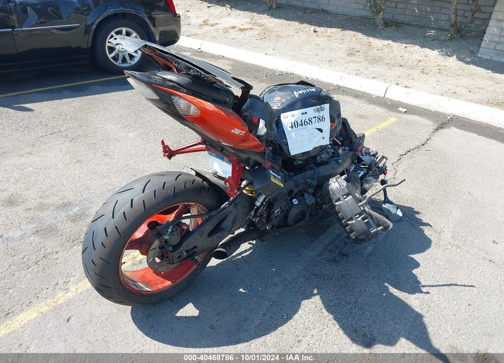 2007 SUZUKI GSX-R1000 VIN: JS1GT77A972114634