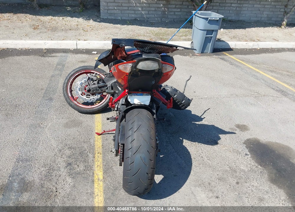 2007 SUZUKI GSX-R1000 VIN: JS1GT77A972114634