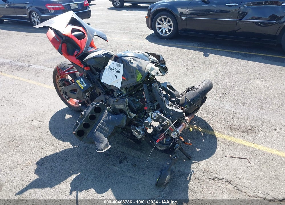 2007 SUZUKI GSX-R1000 VIN: JS1GT77A972114634