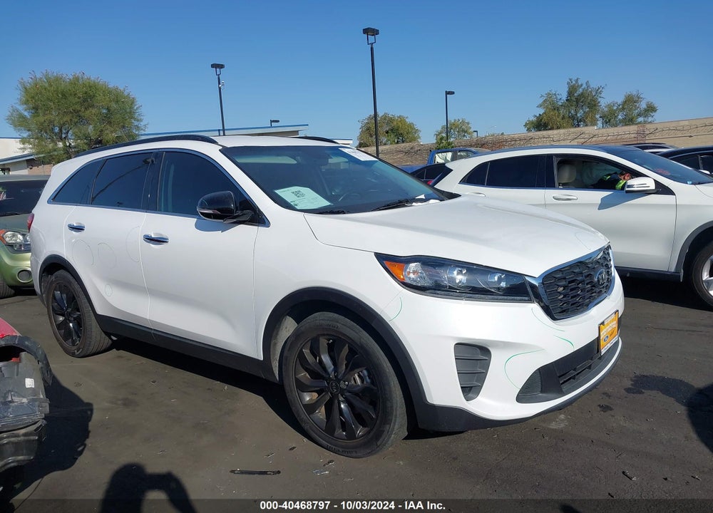 2019 KIA SORENTO 3.3L S VIN: 5XYPG4A56KG596370