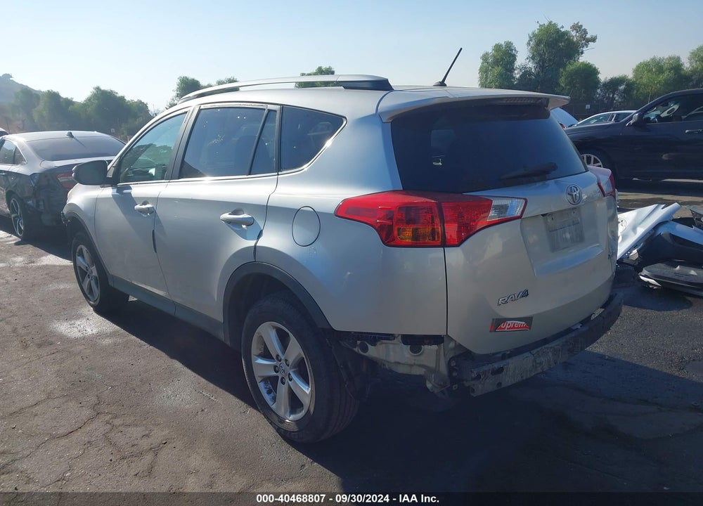 2013 TOYOTA RAV4 XLE VIN: 2T3WFREV0DW010143